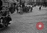 Image Le trafic de la rue de Rome et Milan Italie Italie, 1951, de la seconde 14 séquences d'archives historiques vidéo 65675053694