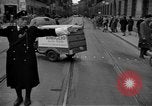 Image Le trafic de la rue de Rome et Milan Italie Italie, 1951, de la seconde 31 séquences d'archives historiques vidéo 65675053694