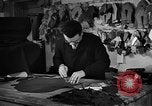 Standbild Abend Schuhe Florenz Italien, 1951, aus Sekunde 13 historischem Filmmaterial Videoclip 65675053695