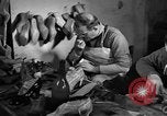 Standbild Abend Schuhe Florenz Italien, 1951, aus Sekunde 43 historischem Filmmaterial Videoclip 65675053695