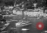 Standbild Lace doilies Portofino Italien, 1951, aus Sekunde 10 historischem Filmmaterial Videoclip 65675053696