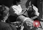 Standbild Lace doilies Portofino Italien, 1951, aus Sekunde 20 historischem Filmmaterial Videoclip 65675053696