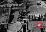Standbild teilweise zerstörten Stadt Pompeji Italien, 1951, aus Sekunde 15 historischem Filmmaterial Videoclip 65675053701