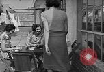 Immagine di Le donne godono sociale e tempo libero Greenbelt Maryland USA, 1939, secondo 15 filmato di repertorio 65675053714