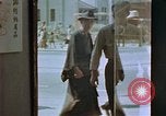 Standbild ration line Kyoto Japan, 1946, aus Sekunde 18 historischem Filmmaterial Videoclip 65675053720