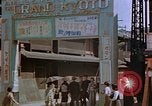 Standbild ration line Kyoto Japan, 1946, aus Sekunde 33 historischem Filmmaterial Videoclip 65675053720