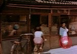 Standbild ration line Kyoto Japan, 1946, aus Sekunde 36 historischem Filmmaterial Videoclip 65675053720