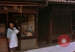 Standbild ration line Kyoto Japan, 1946, aus Sekunde 40 historischem Filmmaterial Videoclip 65675053720