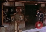 Standbild ration line Kyoto Japan, 1946, aus Sekunde 48 historischem Filmmaterial Videoclip 65675053720