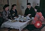 Immagine di Famiglia giapponese Kyoto in Giappone, 1946, secondo 8 filmato di repertorio 65675053723