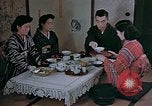 Immagine di Famiglia giapponese Kyoto in Giappone, 1946, secondo 11 filmato di repertorio 65675053723