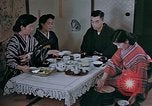 Immagine di Famiglia giapponese Kyoto in Giappone, 1946, secondo 19 filmato di repertorio 65675053723