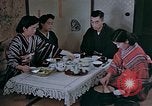 Immagine di Famiglia giapponese Kyoto in Giappone, 1946, secondo 20 filmato di repertorio 65675053723