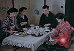 Immagine di Famiglia giapponese Kyoto in Giappone, 1946, secondo 25 filmato di repertorio 65675053723