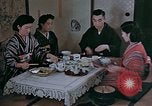 Immagine di Famiglia giapponese Kyoto in Giappone, 1946, secondo 32 filmato di repertorio 65675053723