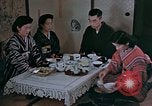 Immagine di Famiglia giapponese Kyoto in Giappone, 1946, secondo 43 filmato di repertorio 65675053723