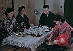 Immagine di Famiglia giapponese Kyoto in Giappone, 1946, secondo 56 filmato di repertorio 65675053723