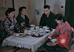 Immagine di Famiglia giapponese Kyoto in Giappone, 1946, secondo 62 filmato di repertorio 65675053723