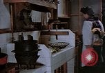 Standbild japanischen Frau Kyoto Japan, 1946, aus Sekunde 7 historischem Filmmaterial Videoclip 65675053726