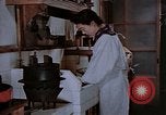 Standbild japanischen Frau Kyoto Japan, 1946, aus Sekunde 13 historischem Filmmaterial Videoclip 65675053726