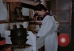 Standbild japanischen Frau Kyoto Japan, 1946, aus Sekunde 19 historischem Filmmaterial Videoclip 65675053726