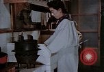 Standbild japanischen Frau Kyoto Japan, 1946, aus Sekunde 29 historischem Filmmaterial Videoclip 65675053726