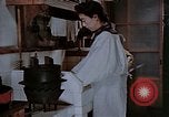 Standbild japanischen Frau Kyoto Japan, 1946, aus Sekunde 30 historischem Filmmaterial Videoclip 65675053726
