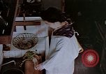 Standbild japanischen Frau Kyoto Japan, 1946, aus Sekunde 44 historischem Filmmaterial Videoclip 65675053726