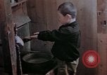 Standbild Japanese boy Kyoto Japan, 1946, aus Sekunde 28 historischem Filmmaterial Videoclip 65675053727