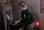 Standbild Japanese boy Kyoto Japan, 1946, aus Sekunde 34 historischem Filmmaterial Videoclip 65675053727