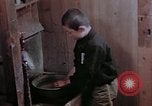 Standbild Japanese boy Kyoto Japan, 1946, aus Sekunde 36 historischem Filmmaterial Videoclip 65675053727