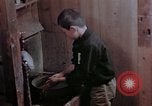 Standbild Japanese boy Kyoto Japan, 1946, aus Sekunde 37 historischem Filmmaterial Videoclip 65675053727