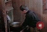 Standbild Japanese boy Kyoto Japan, 1946, aus Sekunde 50 historischem Filmmaterial Videoclip 65675053727