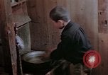 Standbild Japanese boy Kyoto Japan, 1946, aus Sekunde 51 historischem Filmmaterial Videoclip 65675053727