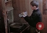 Standbild Japanese boy Kyoto Japan, 1946, aus Sekunde 59 historischem Filmmaterial Videoclip 65675053727