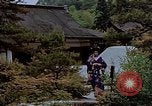 Standbild japanische Frauen Kyoto Japan, 1946, aus Sekunde 4 historischem Filmmaterial Videoclip 65675053728