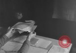 Standbild Wahlen Riverton California USA, 1945, aus Sekunde 35 historischem Filmmaterial Videoclip 65675053766