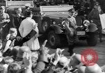 Immagine di Adolf Hitler parla degli austriaci al tempo di Anschluss Vienna Austria, 1938, secondo 21 filmato di repertorio 65675053786