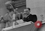 Immagine di Adolf Hitler parla degli austriaci al tempo di Anschluss Vienna Austria, 1938, secondo 51 filmato di repertorio 65675053786