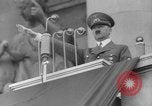Immagine di Adolf Hitler parla degli austriaci al tempo di Anschluss Vienna Austria, 1938, secondo 61 filmato di repertorio 65675053786