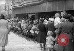 Standbild Air Raid Vorsorge London England Vereinigtes Königreich, 1938, aus Sekunde 16 historischem Filmmaterial Videoclip 65675053802