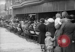 Standbild Air Raid Vorsorge London England Vereinigtes Königreich, 1938, aus Sekunde 18 historischem Filmmaterial Videoclip 65675053802