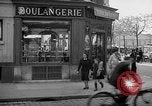 Standbild Bäckerei Paris Frankreich, 1938, aus Sekunde 26 historischem Filmmaterial Videoclip 65675053812