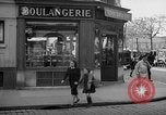 Standbild Bäckerei Paris Frankreich, 1938, aus Sekunde 27 historischem Filmmaterial Videoclip 65675053812