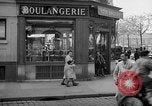 Standbild Bäckerei Paris Frankreich, 1938, aus Sekunde 30 historischem Filmmaterial Videoclip 65675053812
