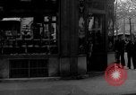 Standbild Bäckerei Paris Frankreich, 1938, aus Sekunde 31 historischem Filmmaterial Videoclip 65675053812
