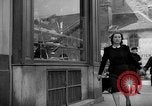Standbild Bäckerei Paris Frankreich, 1938, aus Sekunde 45 historischem Filmmaterial Videoclip 65675053812