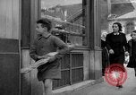 Standbild Bäckerei Paris Frankreich, 1938, aus Sekunde 53 historischem Filmmaterial Videoclip 65675053812