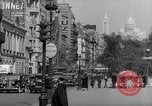 Standbild Eiffelturm Paris Frankreich, 1938, aus Sekunde 4 historischem Filmmaterial Videoclip 65675053813