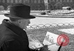 Standbild Eiffelturm Paris Frankreich, 1938, aus Sekunde 35 historischem Filmmaterial Videoclip 65675053813